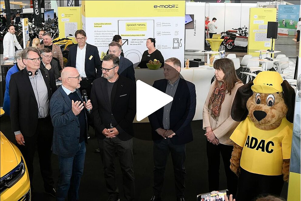 Bei Klick auf das Bild öffnet sich die dazugehörige Meldung.