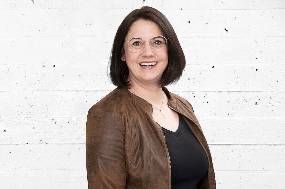 Portrait von Tanja Riehle, Mitarbeiterin bei e-mobil BW